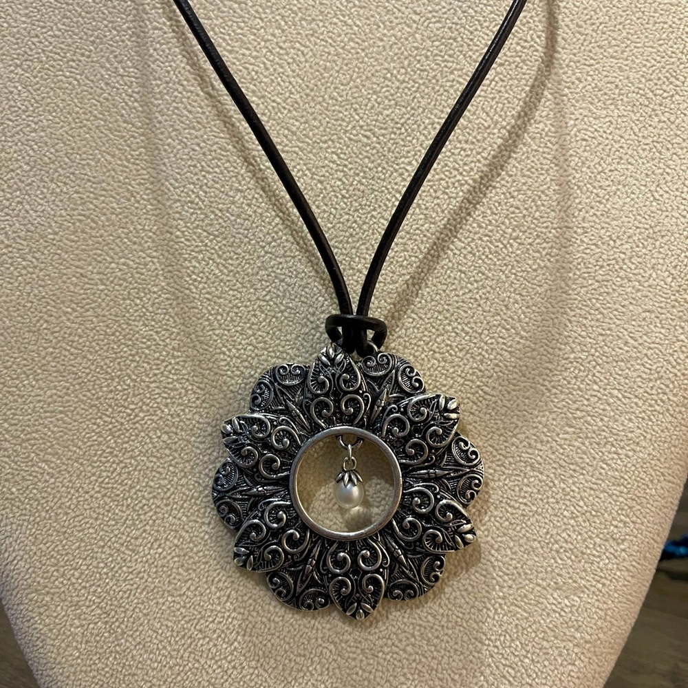 Vantel Pearls - Castille Necklace